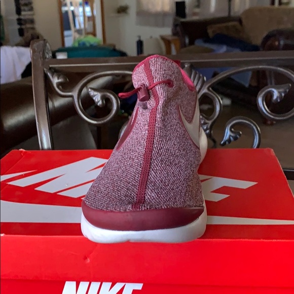 NIKE APTARE SE - Picture 2 of 5